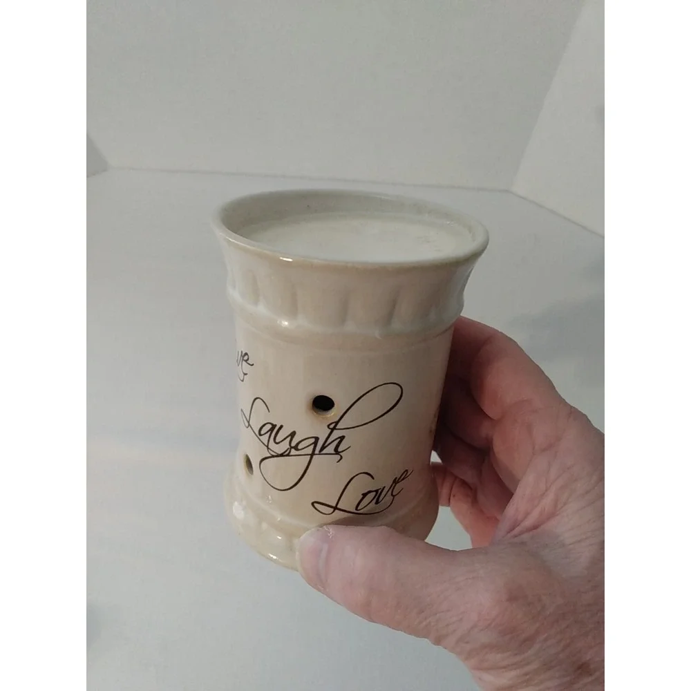 Candle Warmers Pluggable Fragrance Warmer LIVE LAUGH LOVE